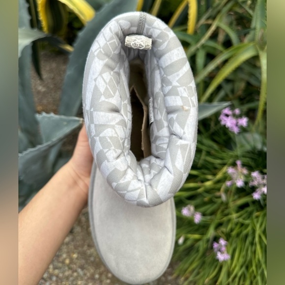 Classic Mini Jersey Stripe Ugg Boots - Picture 9 of 10